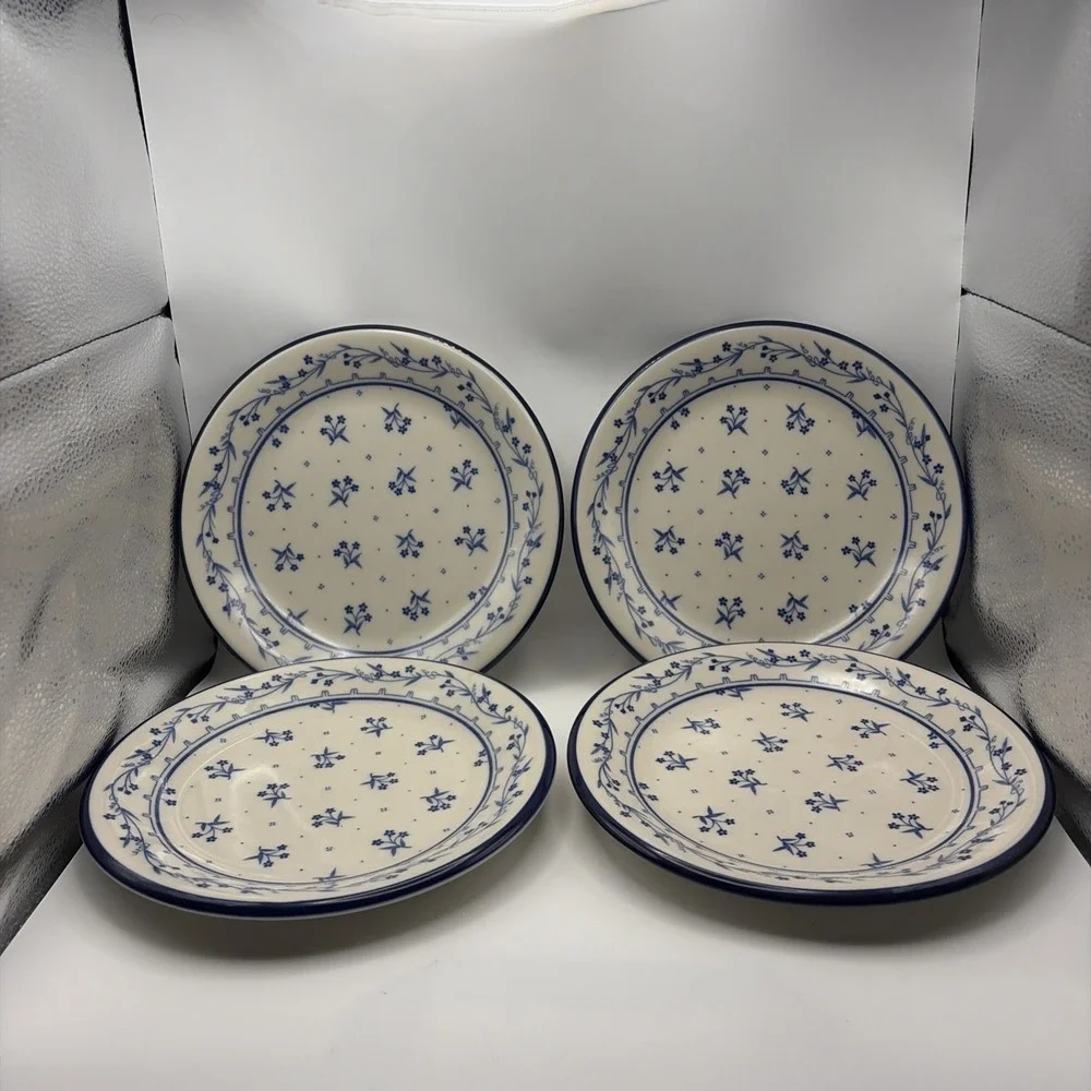 Lot Of 4‎ Provence 260 Bouquet Blue Floral Plates 7 7/8